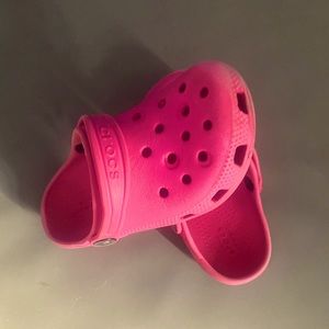 LITTLE KIDS CROCS